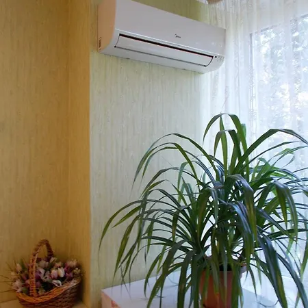 Three-room & Beach Lanzheron * Odessa