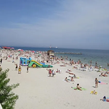 Three-room & Beach Lanzheron * Odesa