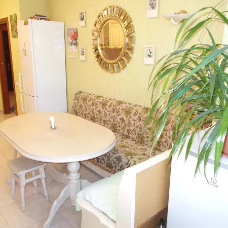 Three-room & Beach Lanzheron