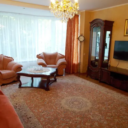 Three-room & Beach Lanzheron Apartment