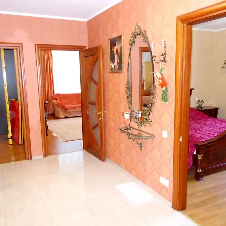 Apartment Three-room & Beach Lanzheron *